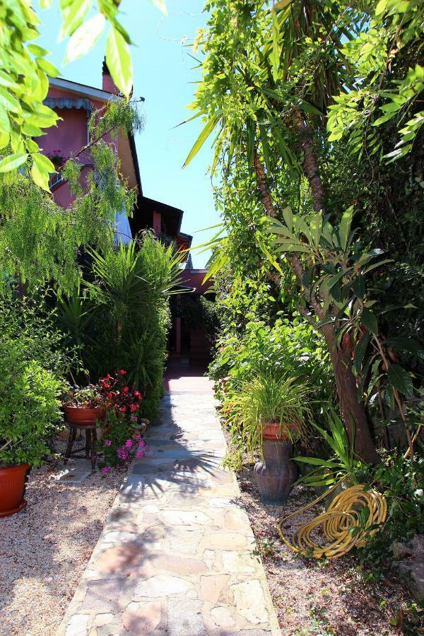 Elbaloves Appartaments Villa Capoliveri  Exterior foto